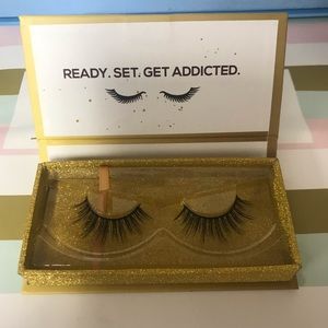 LASHAHOLIC Luxury Lashes